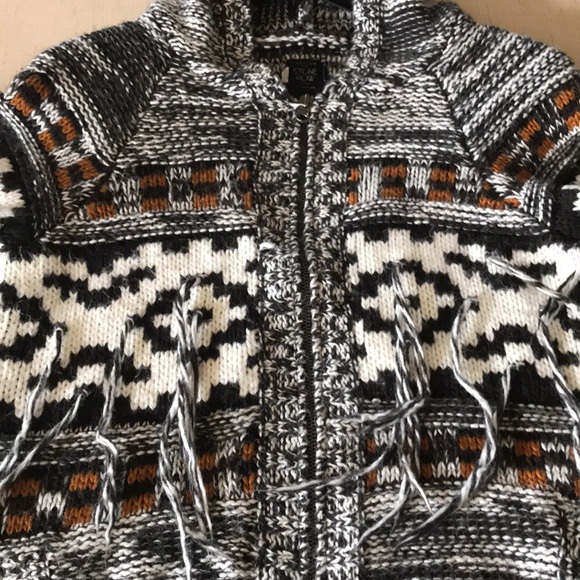 Volcom hooded sweater✨ - Picture 4 of 5